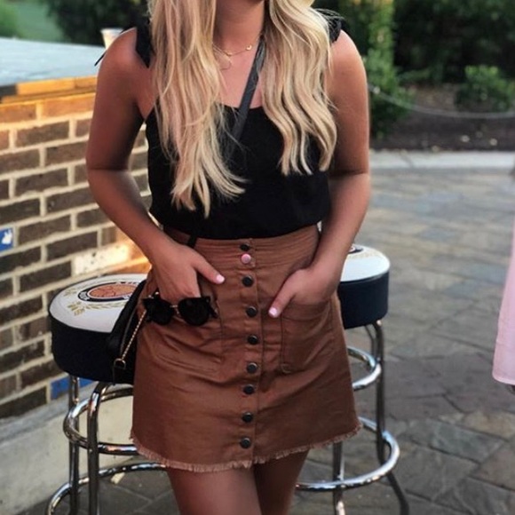 Madewell Button-Down Mini Skirt - Picture 1 of 4